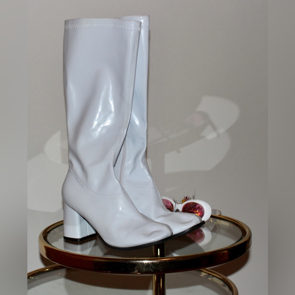 Dolls Kill Ellie GoGo Boots Size 10